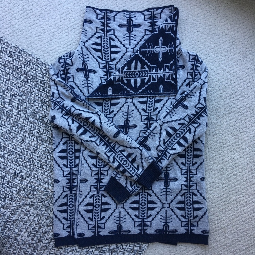 Ya Los Angeles - Thick Drape Sweater